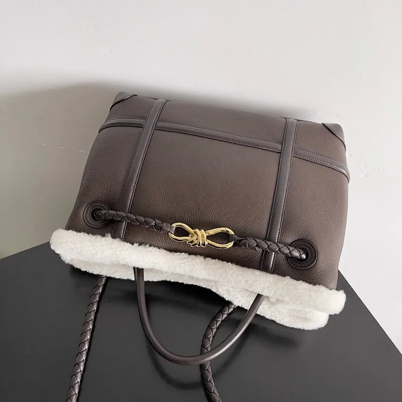 All categories 💚 Authentic bags 💚 BV 2025 new BV handbags